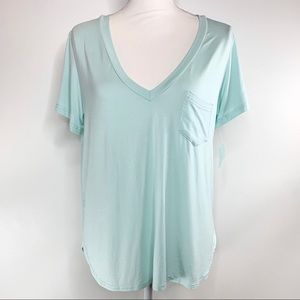 NWT PIKO Aqua V-neck Short Sleeve Tee Size Small